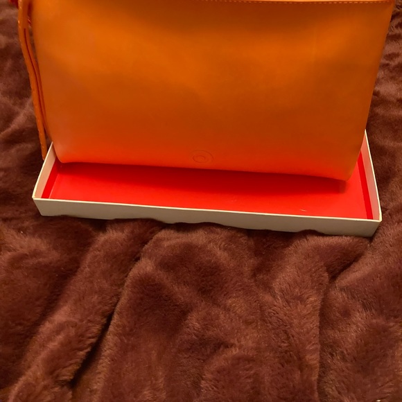 Hunter For Target Large Orange wristlet Size: 10" × 6.5" - Picture 3 of 9